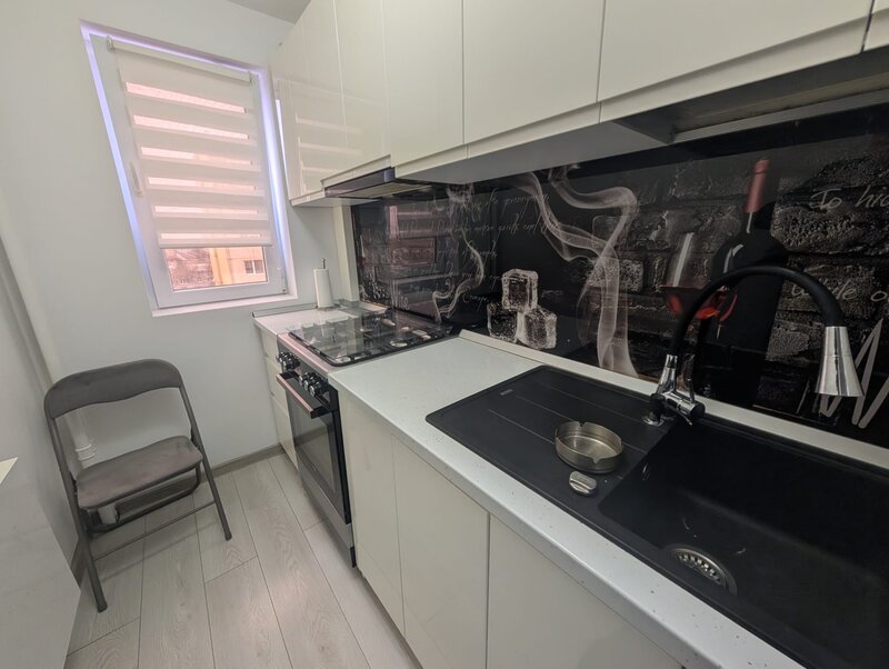 Drumul Taberei- Metrou  Apartament 2 Camere ,Parc Moghioros